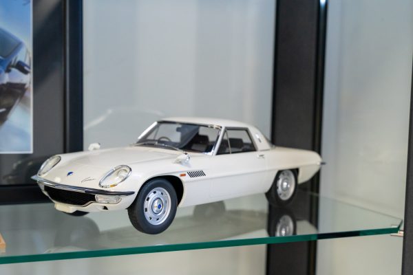 102 godine Mazde-587