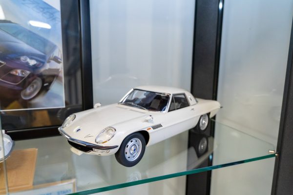 102 godine Mazde-588